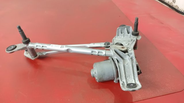 Трапеція двірників 165893600A TESLA
