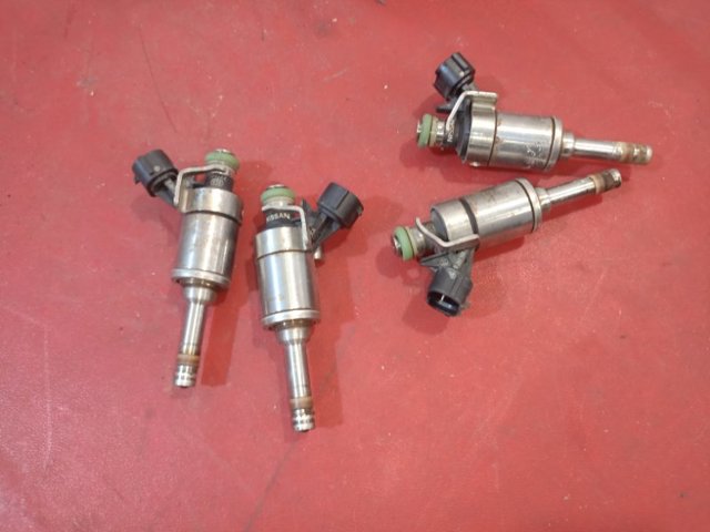 Форсунка дизельна в зборі, розпилювач + тримач 166005CA0A NISSAN