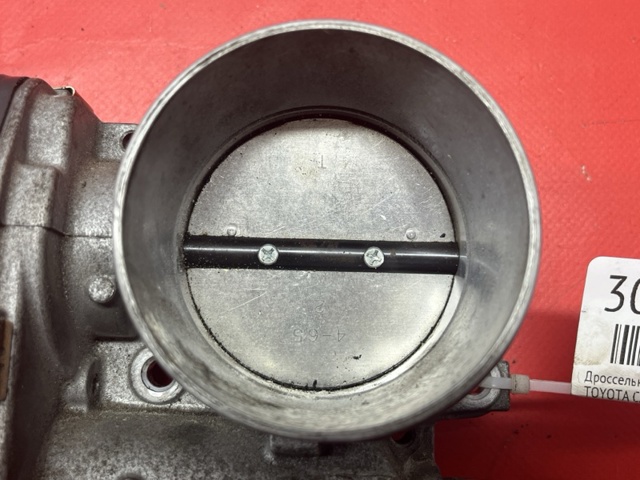 Дросільна заслінка в зборі 22030F0010 TOYOTA