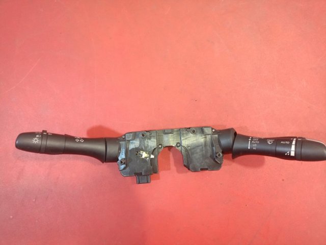 Перемикач підрульовий 255604GA6A NISSAN