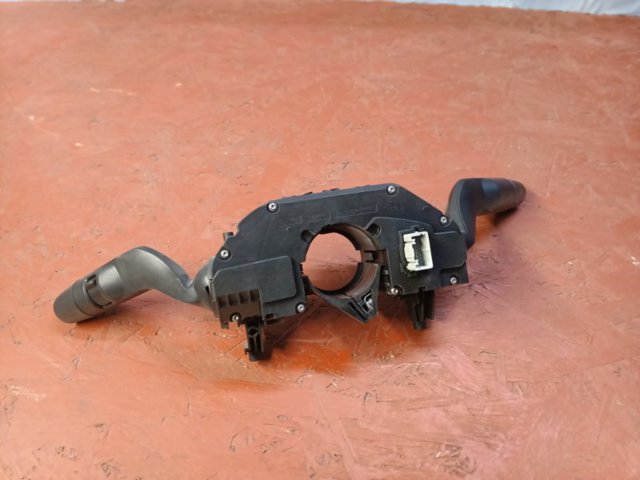 Перемикач підрульовий 255606RR5A NISSAN