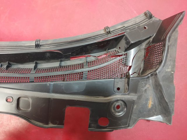 Водостік лобового скла, жабо 26488848 HONDA