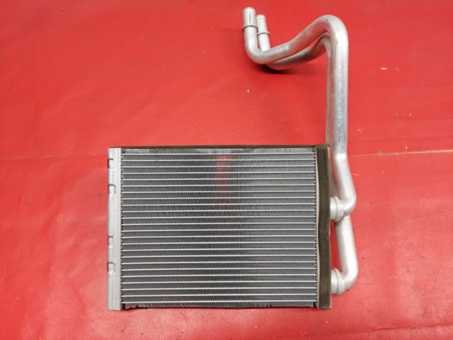 Теплообмінник 271404BU0A NISSAN