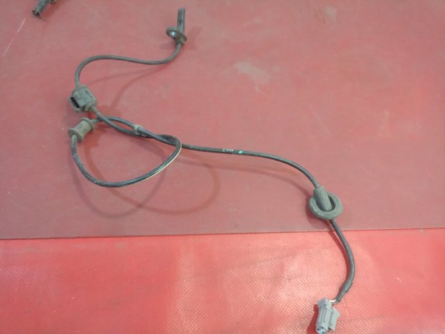 Датчик АБС (ABS) передній 27540AL00A SUBARU
