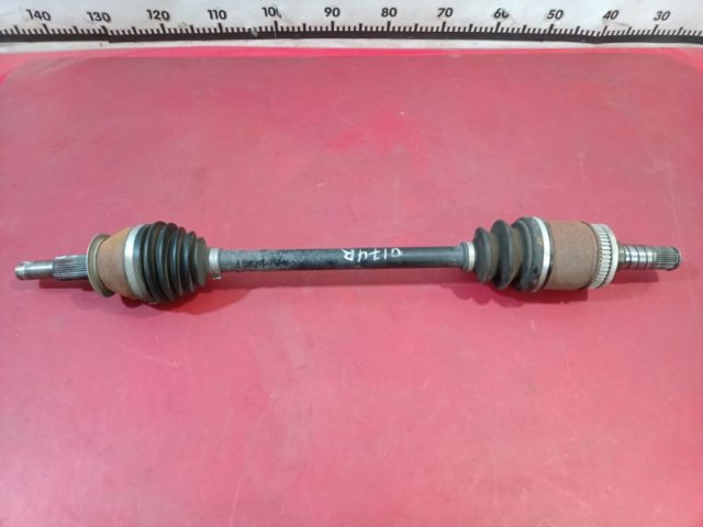 Піввісь задня, права 396004GB0A NISSAN