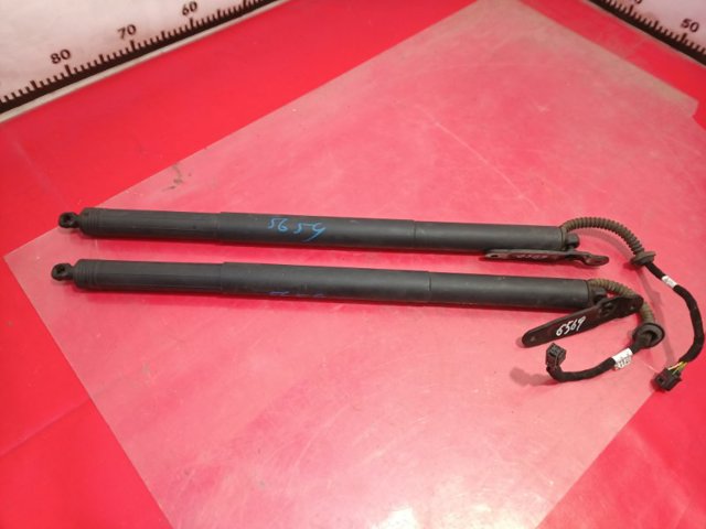Амортизатор кришки багажника 3CN827851905 VAG