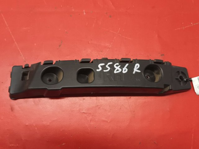 Кронштейн бампера заднього, правий 42562896 GM