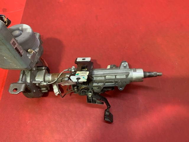 Рейковий рульовий механізм 4551033011 TOYOTA