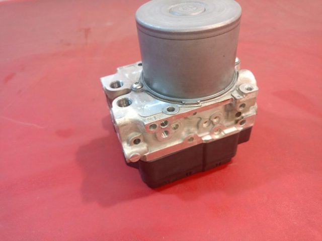 Блок керування АБС (ABS) 476604GH0A NISSAN