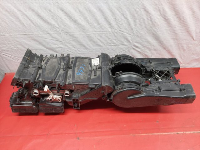 Корпус печі в зборі 4M0820004 VAG