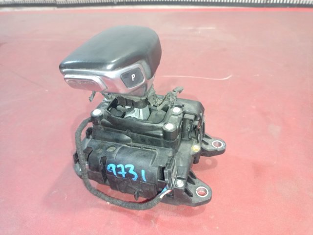 Механізм перемикання передач 4M1713041E VAG