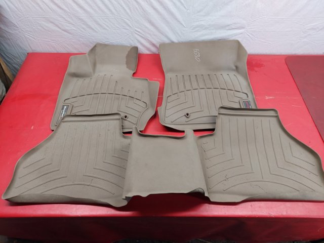 Гумові килимки передні 51472458442 BMW
