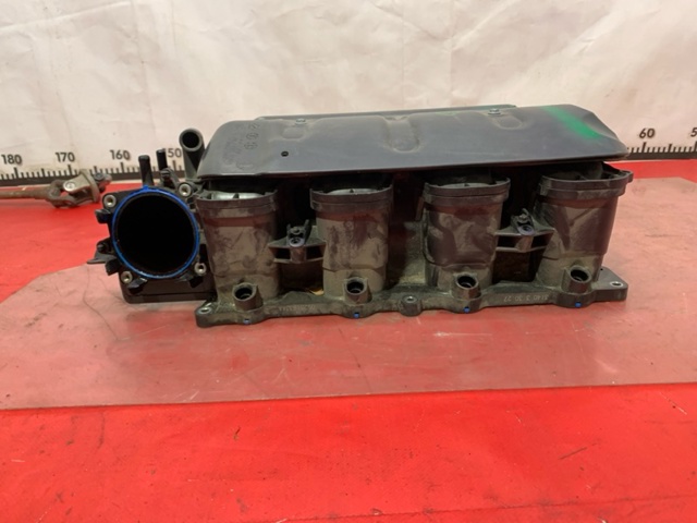 Колектор впускний 5281833AA CHRYSLER