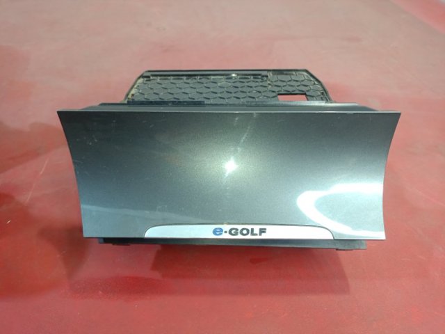 Попільничка 5G1863391 VAG