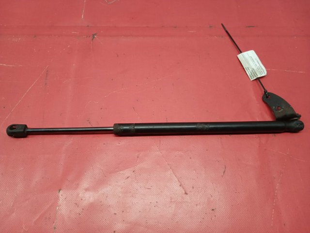 Амортизатор капота 600660300C TESLA