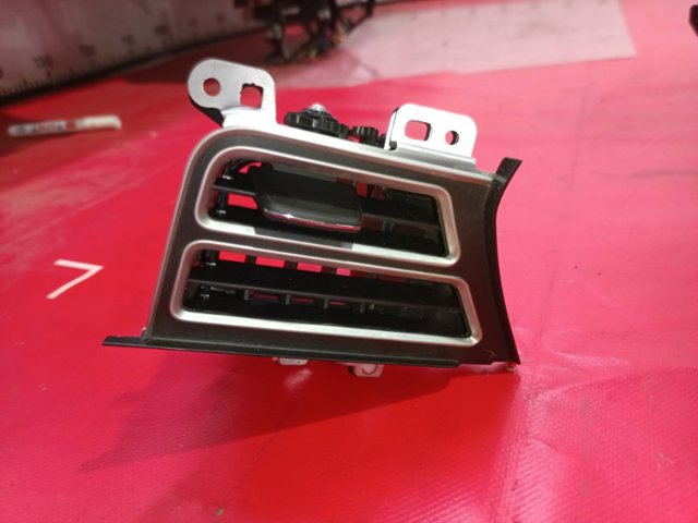 Решітка повітропровода ліва 600762900C TESLA