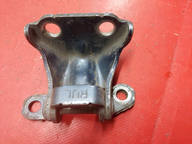 Петля задніх лівих дверей 60479AL01B SUBARU