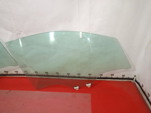 Скло пасажирських дверей 61011AL00B SUBARU