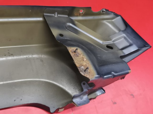 Ліве переднє крило 68079925AA CHRYSLER