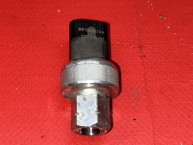 Датчик тиску 68156982AA CHRYSLER