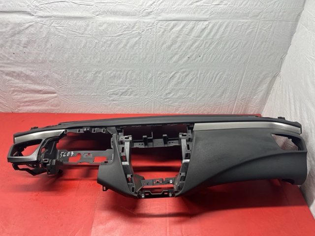 682009UF1A Nissan/Infiniti