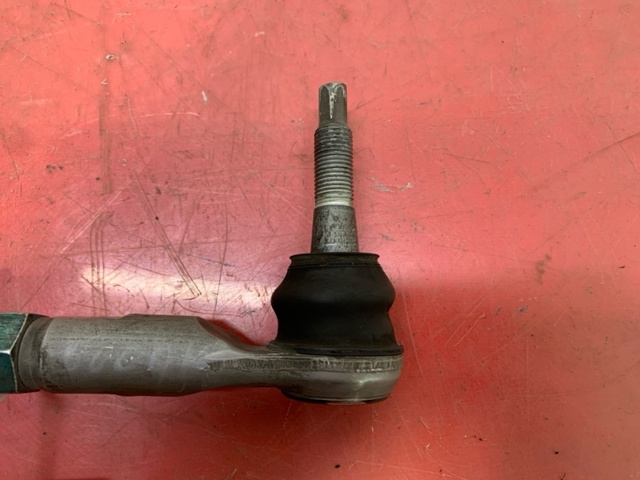 Наконечник рульової тяги, зовнішній 68224936AA CHRYSLER