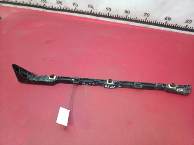 Направляюча заднього бампера, ліва 71598T2AA01 HONDA