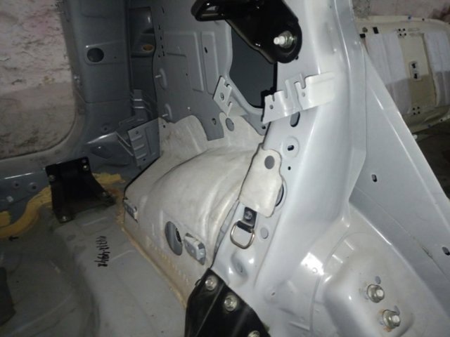 Крило заднє ліве 781136RR0A NISSAN