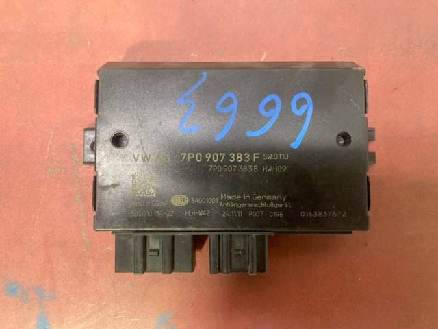 Блок керування фаркопом 7P0907383F PORSCHE