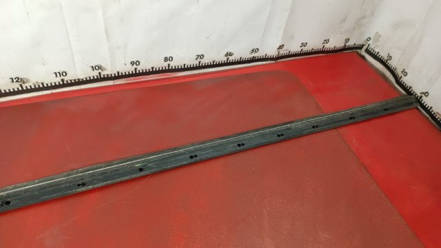 Накладка зовнішня (молдинг) порога, лівий 808396RR0A NISSAN