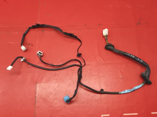 Джгут проводів задніх дверей 81822SG001 SUBARU