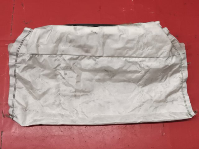 Подушка безпеки, водійська, AIRBAG, захисту колін 84039839 GM
