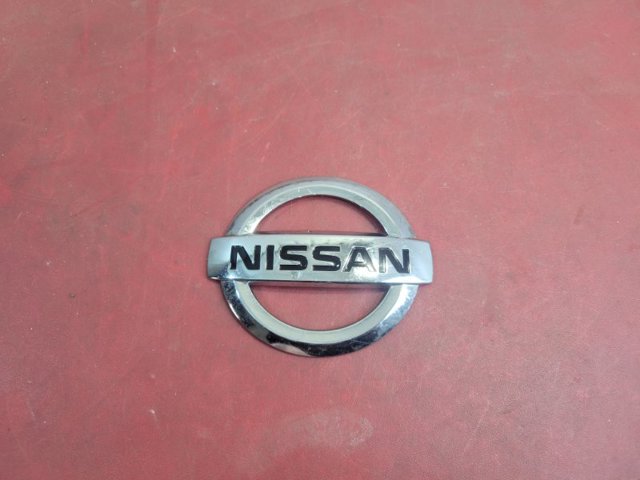 Емблема кришки багажника, фірмовий значок 848904CL0A NISSAN