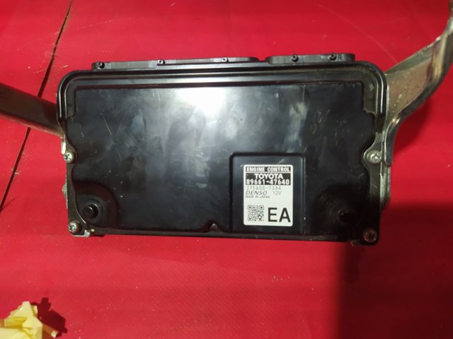 Блок двигуна 8966147640 TOYOTA