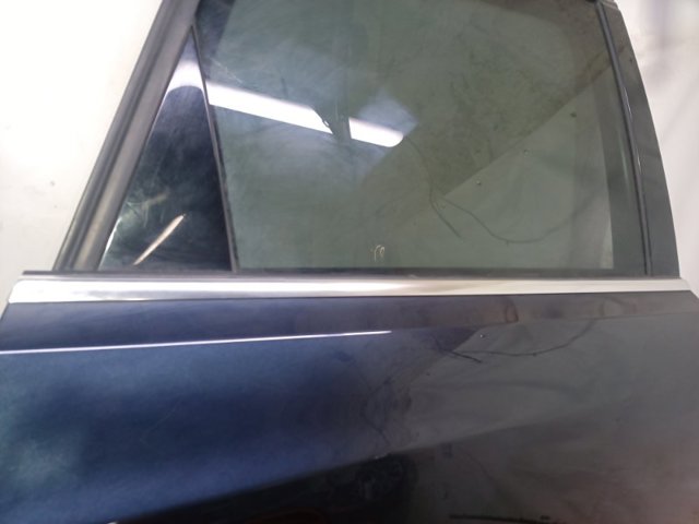 Молдинг опускного скла нижній, двері задньої, правої 8R0853764F2ZZ VAG