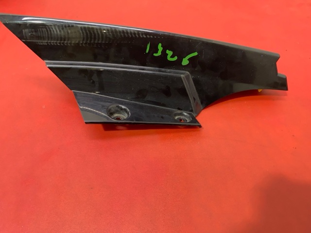 Крило на багажник 960335HA0A NISSAN