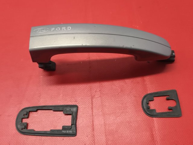 Ручка передніх дверей зовнішня, права AM51U22404CAW FORD