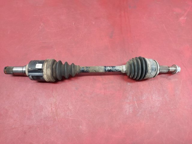 Піввісь передня ліва FT022560XA MAZDA