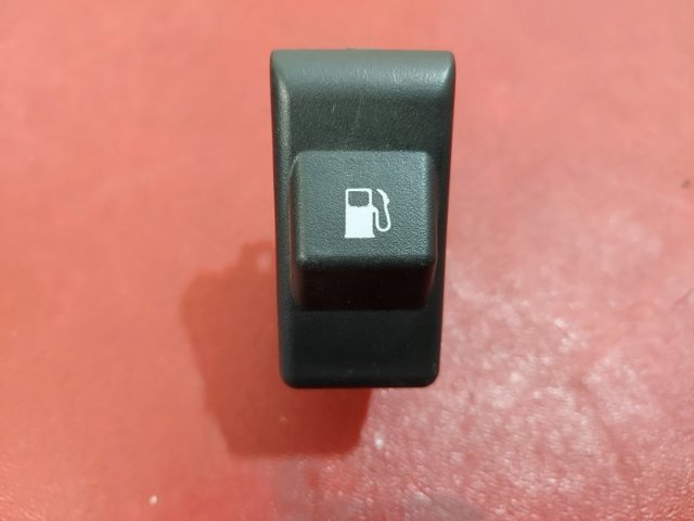 Ручка відкривання замка/лючка бензобака GHP956860A MAZDA