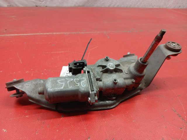 Склоочисник дверей задка KB7W67450 MAZDA
