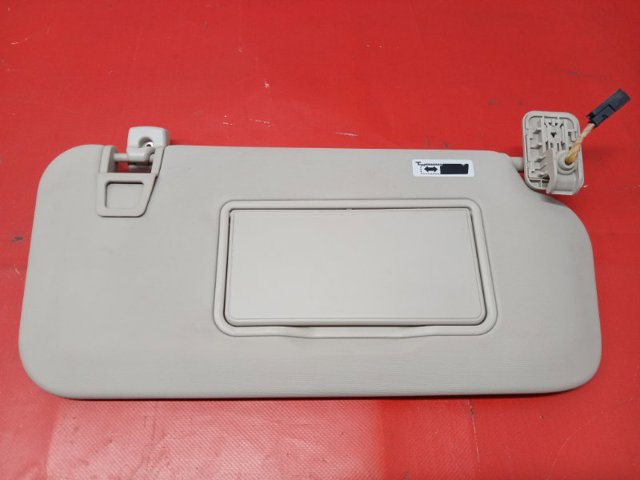 Козирок сонцезахисний LJ6Z7804104AB FORD