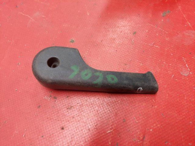 Ручка відкривання капота LR002367 LAND ROVER