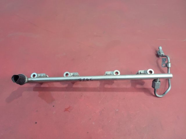 Розподільник палива PY8V13150 MAZDA