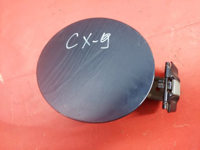 Люк б/бака TK4842410C MAZDA