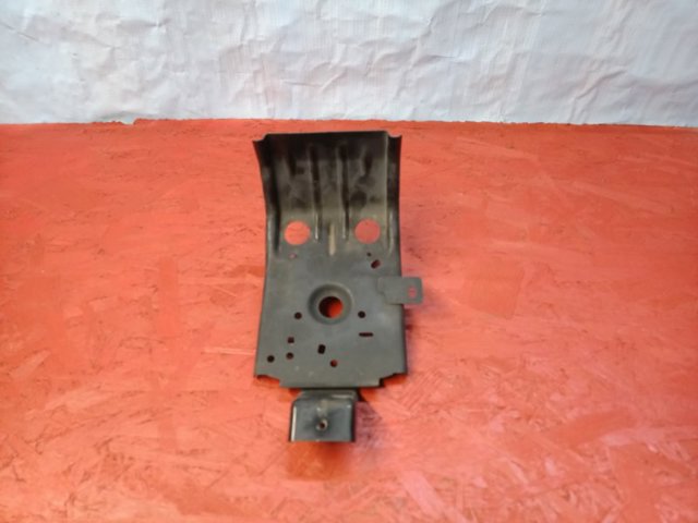 Кронштейн радара круїз контролю (дистроніка) TK4852150 MAZDA