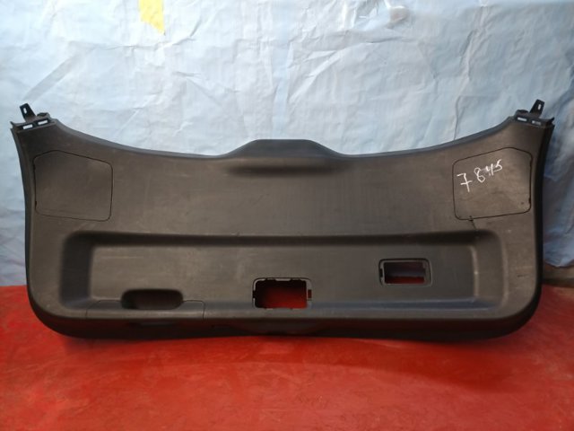Облицювання ляди TK4868960F02 MAZDA