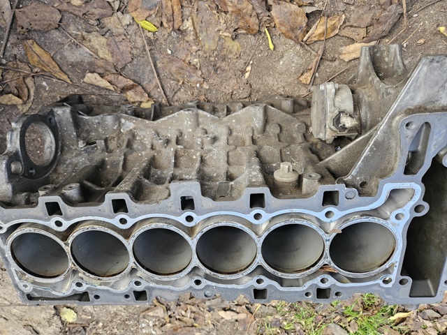 Пеньок 11110419096 BMW