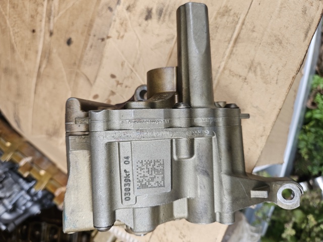 Маслонасос 11417573748 BMW