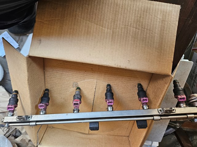 Форсунка паливна 13641703819 BMW