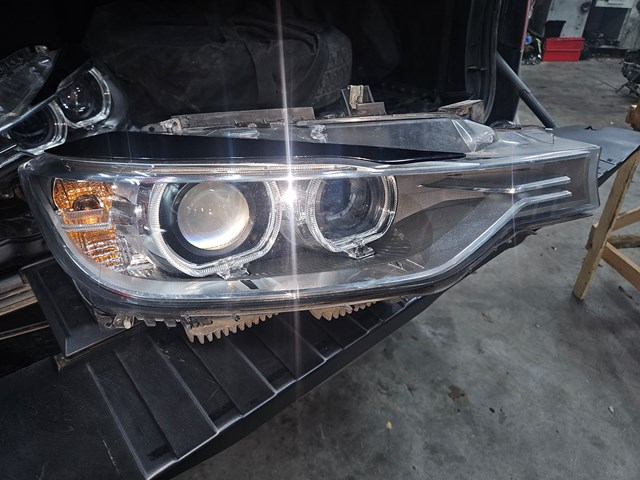 Фара правая 63117338708 BMW